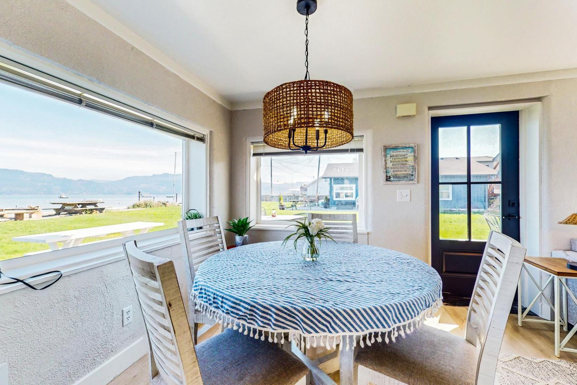 Erikson Beach House Bow Exterior photo